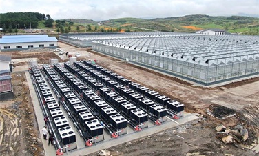 助力綠色農(nóng)業(yè)發(fā)展!貴州3萬平蔬菜大棚建設(shè)碧淶空氣能采暖工程